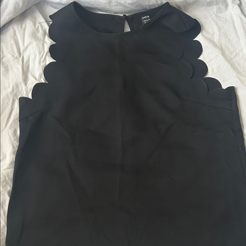 SHEIN Black Scalloped Blouse